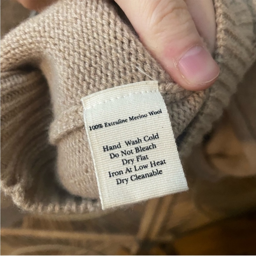 James Street Co Sloane V-Neck XS - Picture 7 of 10